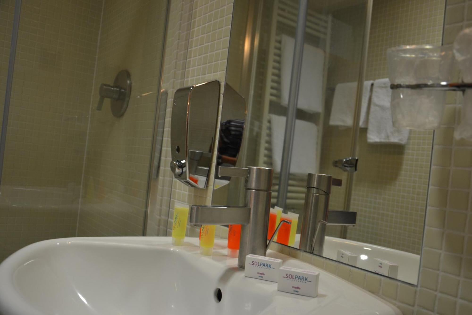 Hotel Solpark Kleszczów Quarto foto